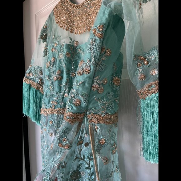 Lehenga Choli and Dupatta, size 10, Like New - Picture 10 of 16